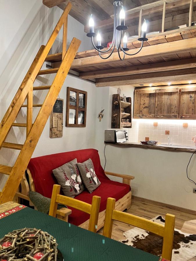 Nido Di Cloe Apartment Colle Colle Sestriere Exterior photo